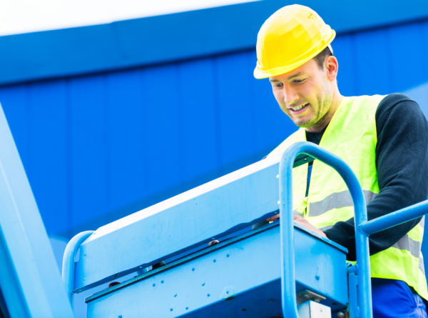 Ventajas de usar plataformas elevadoras en exteriores